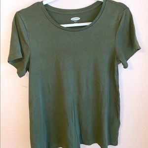Old Navy Slim Fit Tee size L